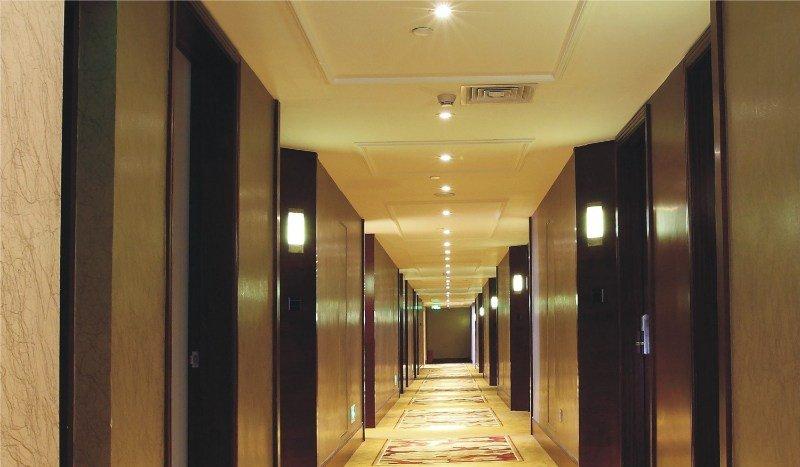 Shenzhen Baoan Royal International Hotel エクステリア 写真