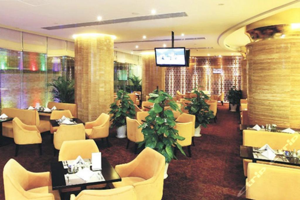 Shenzhen Baoan Royal International Hotel エクステリア 写真